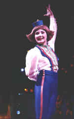 saltimbanco_juggler2.jpg (28141 バイト)