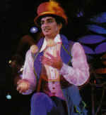 saltimbanco_juggler5.jpg (36927 バイト)
